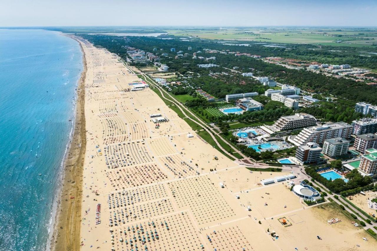 Aparthotel Residenza Al Parco à Bibione Extérieur photo